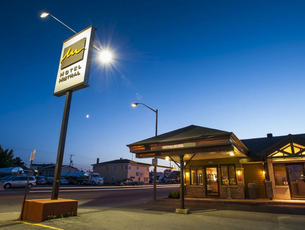 Motel Mistral Rouyn Eksteriør billede